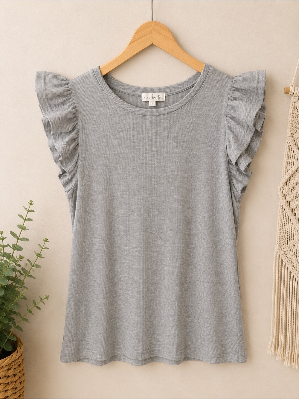 nine britton Heather Gray Ruffle Sleeve Knit Tee - Picture 1 of 1